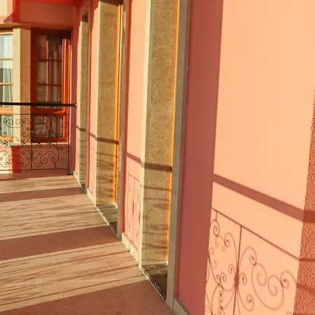 Appartamento Platform 357 Amfitritis Luxury With Pool And Gym Nicosia