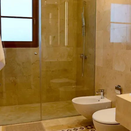 Appartamento Platform 357 Amfitritis Luxury With Pool And Gym Nicosia