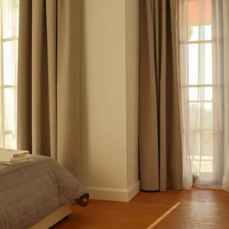 Platform 357 Amfitritis Luxury With Pool And Gym Apartment *