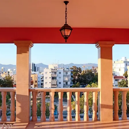 Platform 357 Amfitritis Luxury With Pool And Gym Apartment *