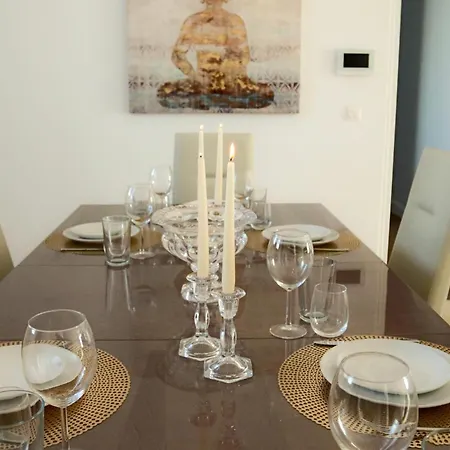 Platform 357 Amfitritis Luxury With Pool And Gym Apartment Nicosia