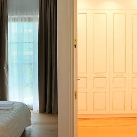 Apartment Platform 357 Amfitritis Luxury With Pool And Gym *