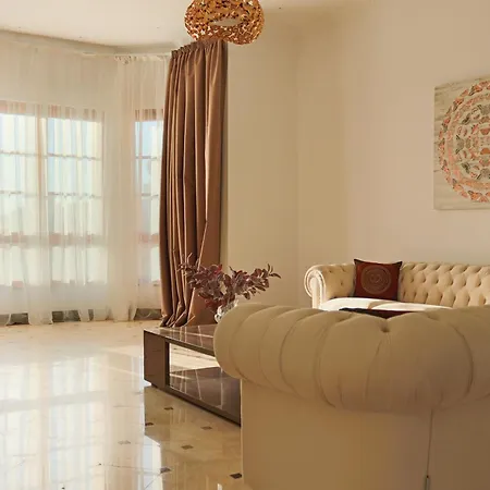 Platform 357 Amfitritis Luxury With Pool And Gym Apartment Nicosia